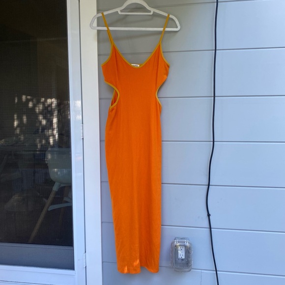 Reformation Lilou Knit Dress in Citrus/Ochre size L - Picture 8 of 16